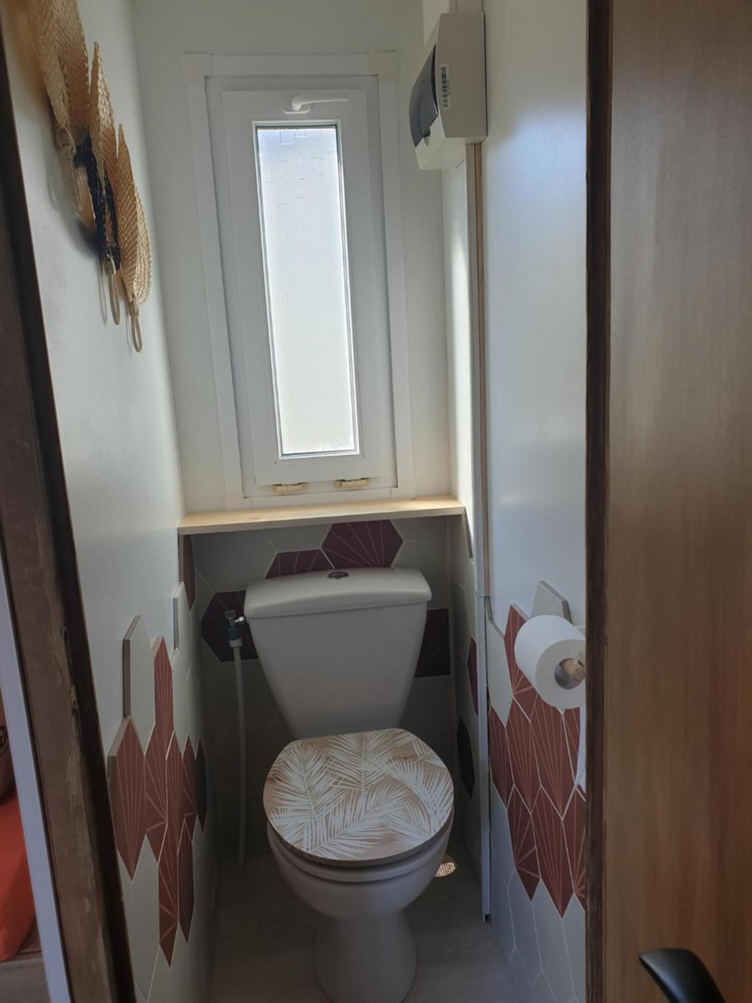 Camping Domaine Des Iscles La Roque-d'Antheron Ngoại thất bức ảnh